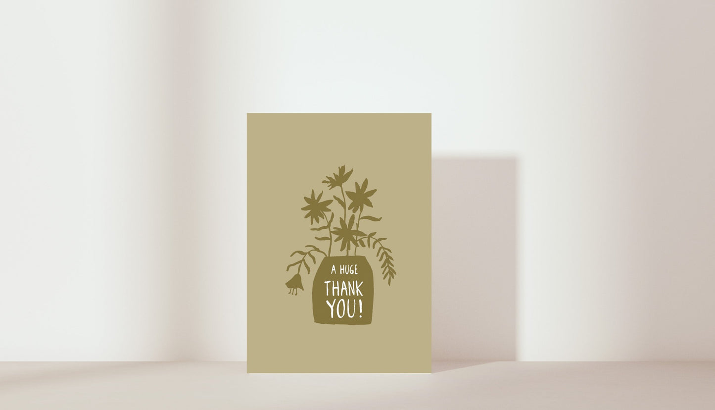 'A huge thank you' vase card. Colour: Green